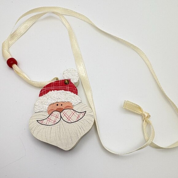 Vintage Santa Claus Wooden Necklace With Sliding Lid & Hidden Mini Gifts Inside - Picture 2 of 9